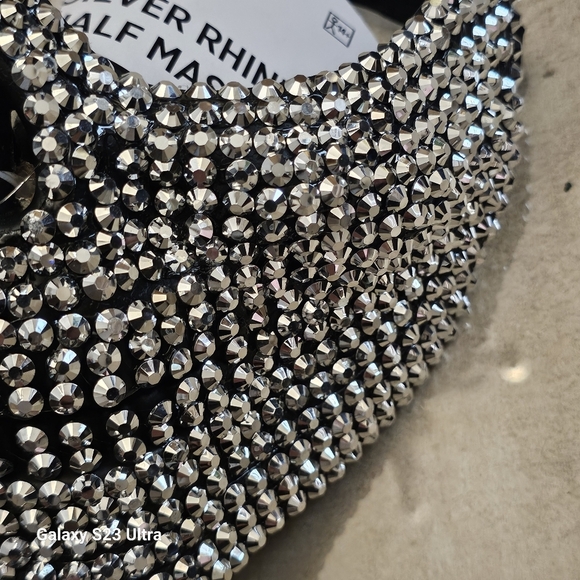 NWOT Crystal Embellished Half Skull Mask - Picture 5 of 8